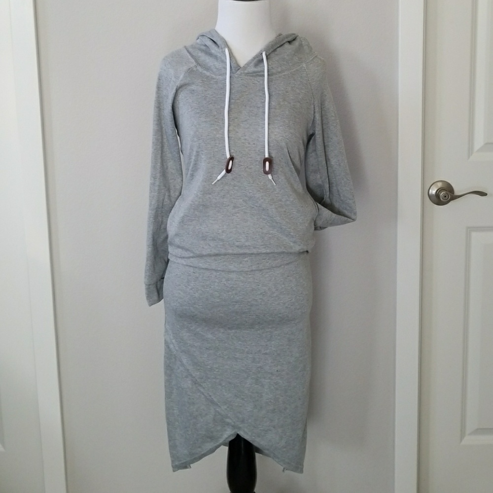 Hooded Sweat shirt & Skirt